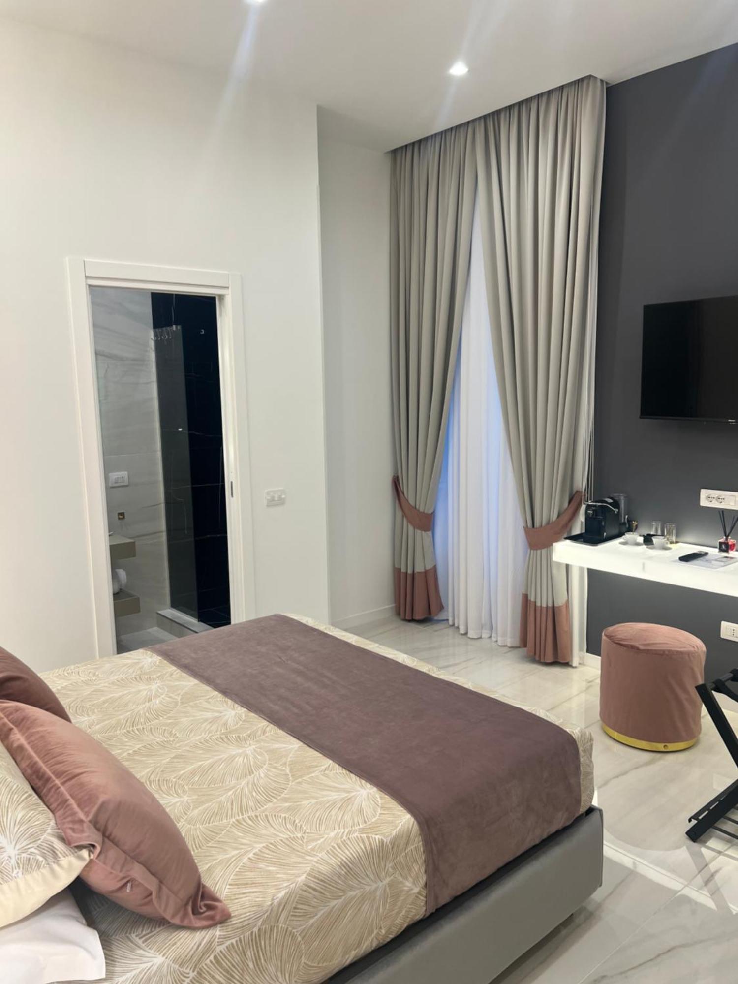 La Lepre Felice-Bovio Hotel Napoli Eksteriør billede